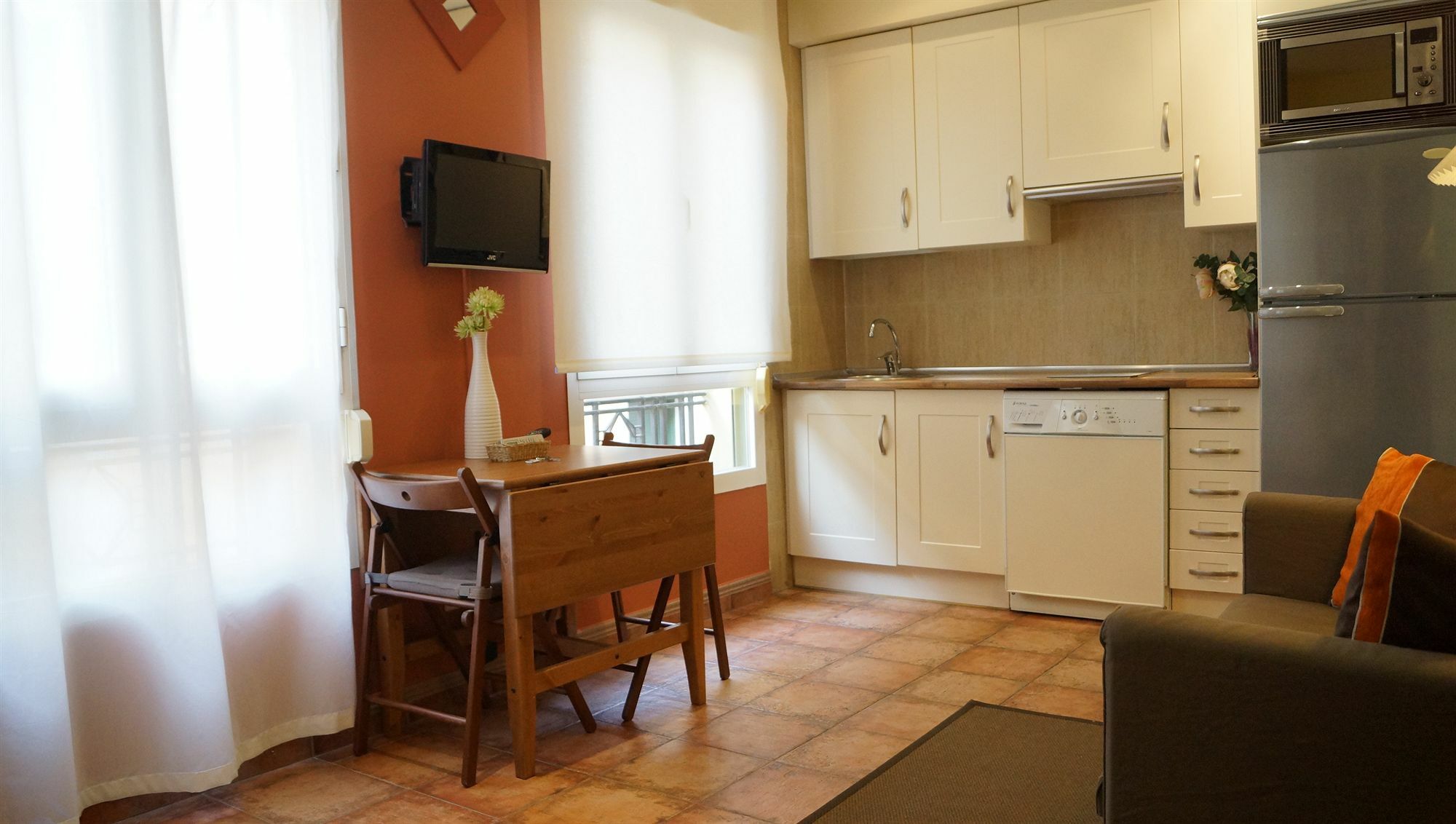Apartamento Tirso De Molina Мадрид Экстерьер фото